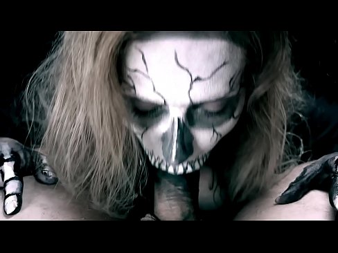❤️ Demonityttö imi munaa mustalla suullaan ja nielaisi spermaa. ️ Vittu video at porn fi.pornosexphoto.ru